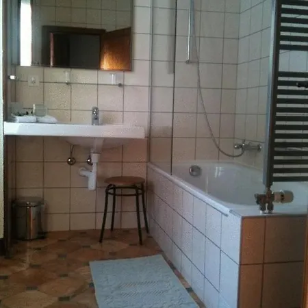 A Capell'art Hotel 3*